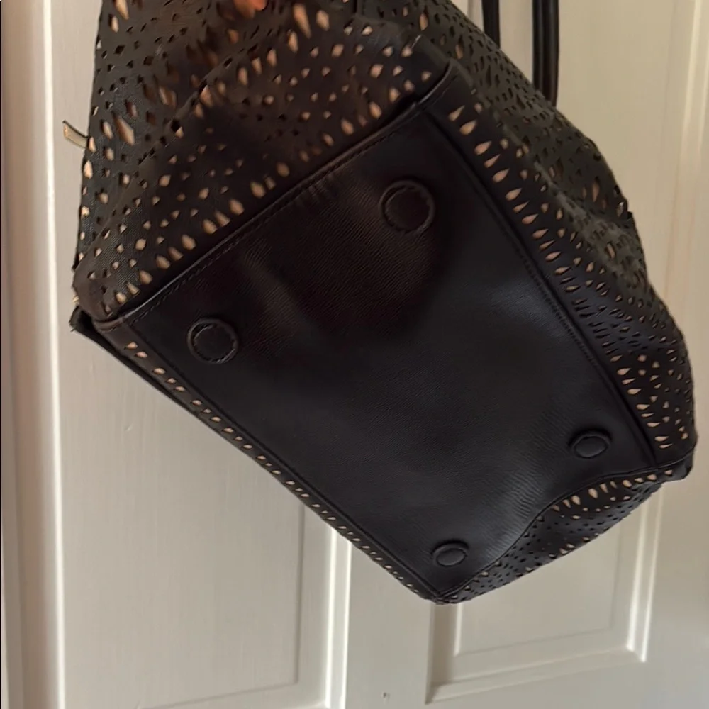 Stella & Dot The Shift Tote - Picture 6 of 6